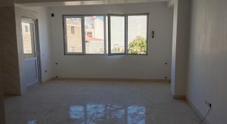 واحد ۸۰ متری نوساز واقع در خیابان بانک ملی