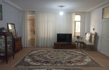 فروش ویلایی دوطبقه واقع در سرآسیاب کوچه ذوالقرنی