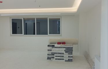 فروش آپارتمان 155 نوساز آماده تحویل با نصبیات لوکس تک واحدی واقع در آزادگان جنوبی