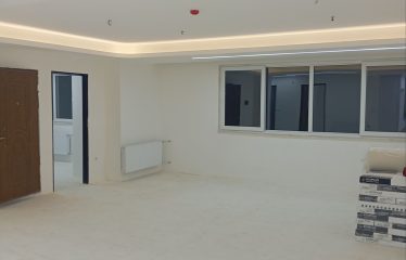 فروش آپارتمان 155 نوساز آماده تحویل با نصبیات لوکس تک واحدی واقع در آزادگان جنوبی