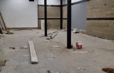 اجاره مغازه ۱۰۰ متری واقع در جاده ترانزیت رو به روی انبار شرکت نفت