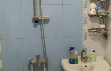 فروش آپارتمان ۹٠ متری دوخواب بانصبیات واقع در خیابان ارشاد