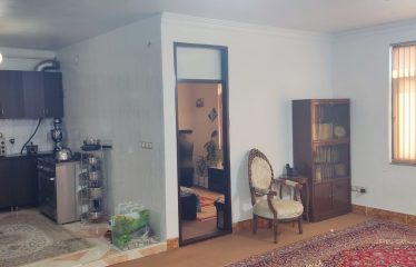 فروش واحد آپارتمان 82 متری واقع در چهارراه بالا خیابان شهید حاجی اصغری