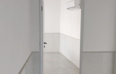 اجاره 4 واحد تجاری و اداری 100 متری با نصبیات کامل جهت مطب پزشکی و… در ساختمان دکتر آغاسی، روبروی مسجد حضرت ابوالفضل