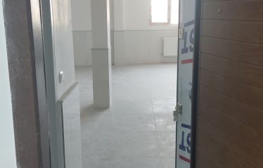 اجاره 4 واحد تجاری و اداری 100 متری با نصبیات کامل جهت مطب پزشکی و… در ساختمان دکتر آغاسی، روبروی مسجد حضرت ابوالفضل