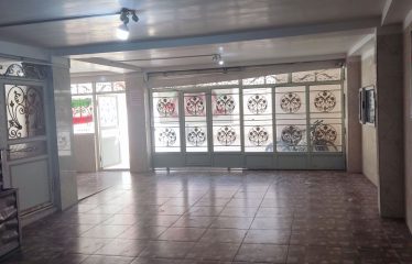 فروش یکجای ساختمان ویلایی 205 متر سه‌طبقه (هرطبقه 130متر) تک‌واحدی در چهارراه بالا